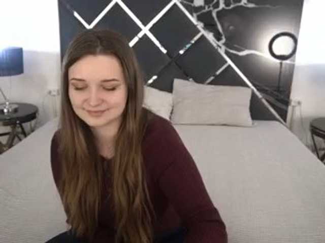 MagikPeachh live cam on BongaCams