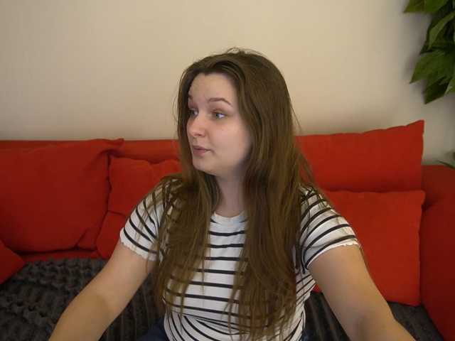 MagikPeachh, en directo ahora en BongaCams