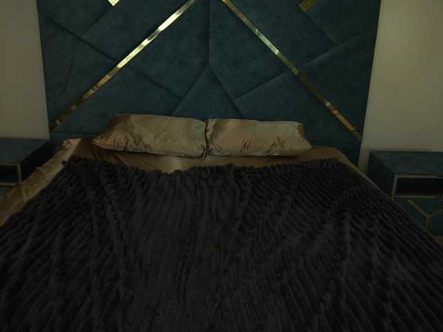 MagikPeachh live cam on BongaCams