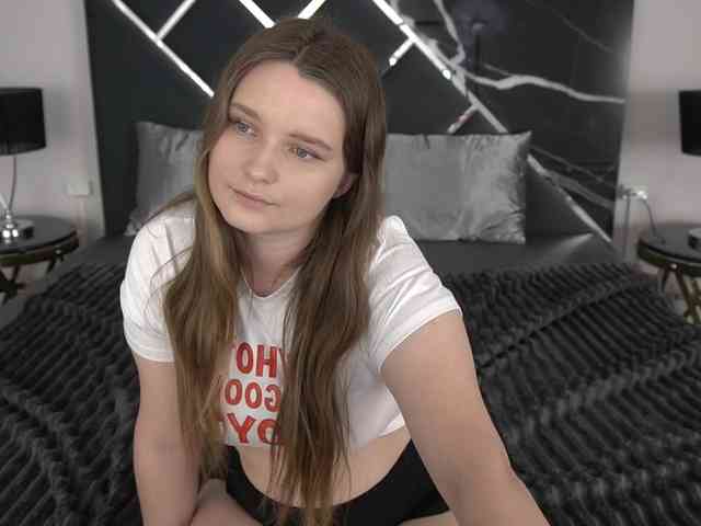 MagikPeachh webcam
