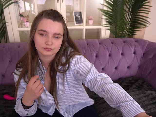 MagikPeachh webcam