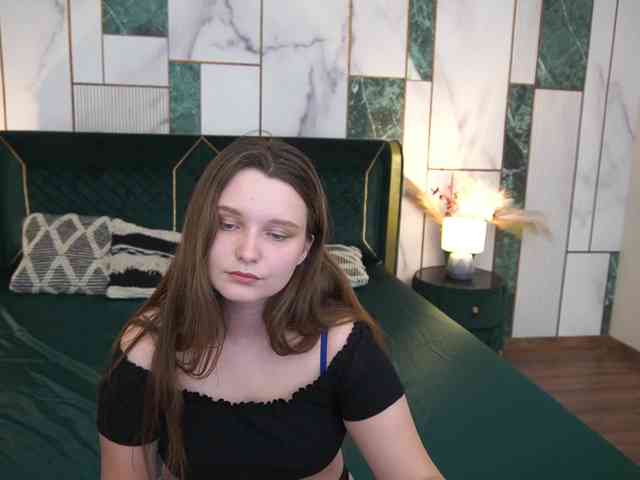 MagikPeachh webcam