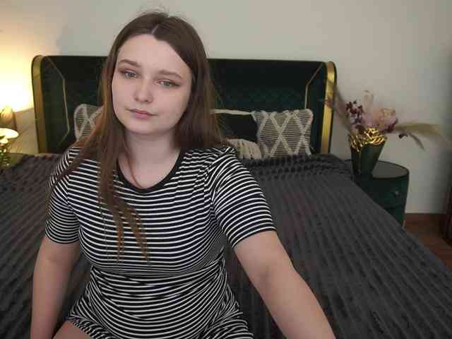 MagikPeachh webcam