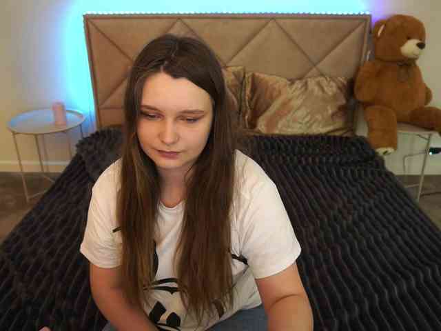 MagikPeachh webcam