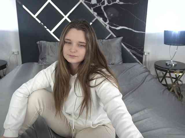 MagikPeachh webcam