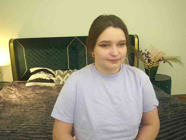 MagikPeachh webcam