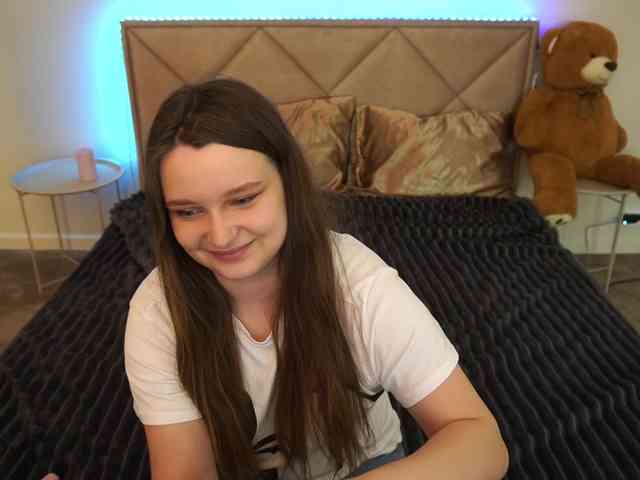 MagikPeachh webcam