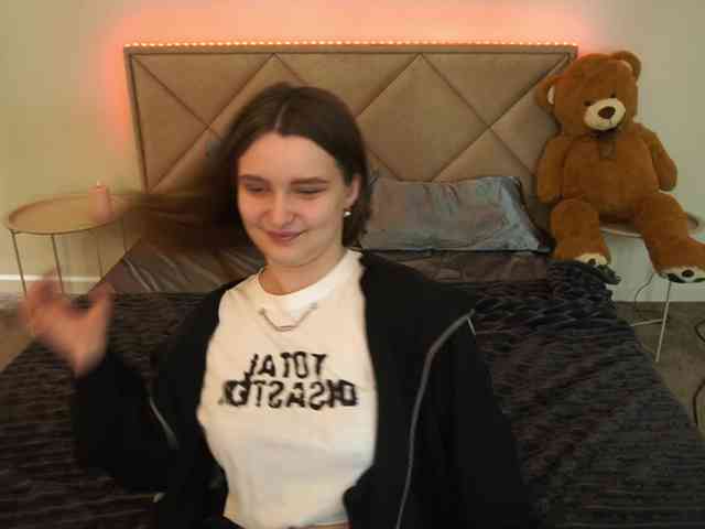 MagikPeachh webcam