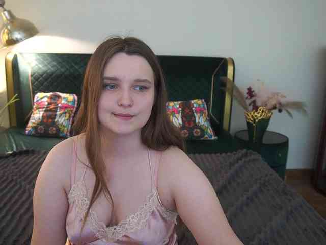 MagikPeachh webcam
