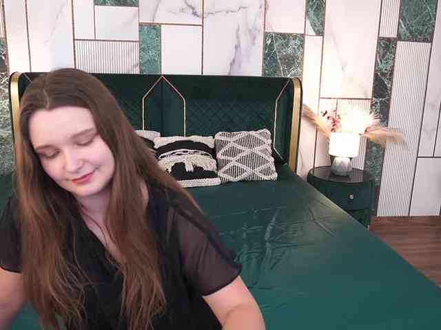 MagikPeachh webcam