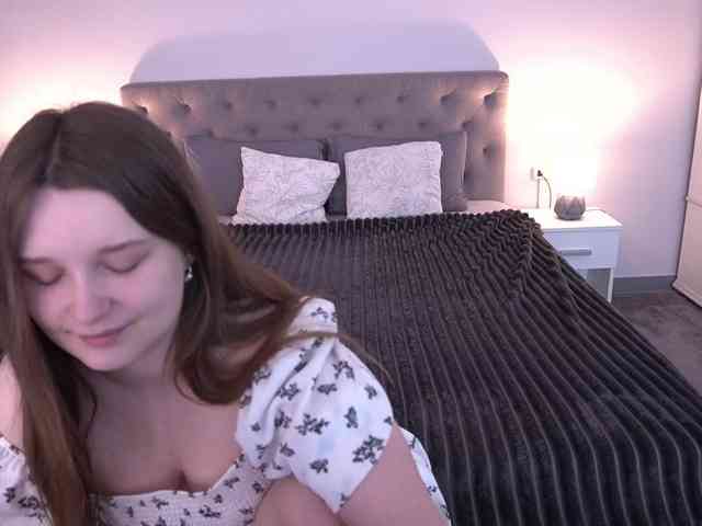 MagikPeachh webcam