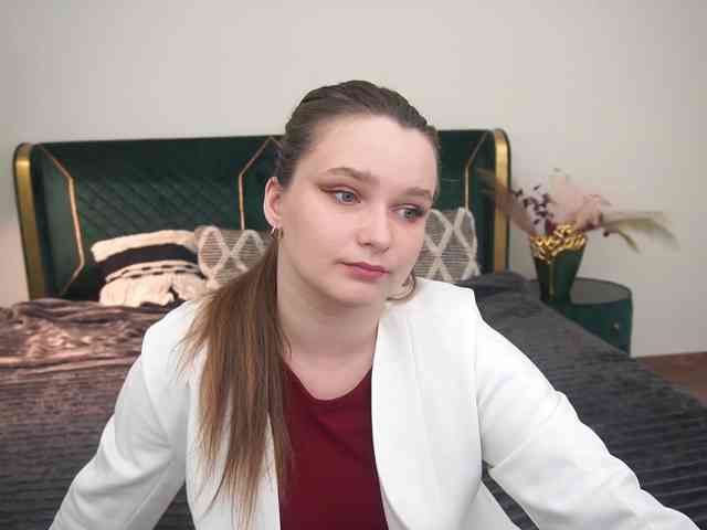 MagikPeachh webcam