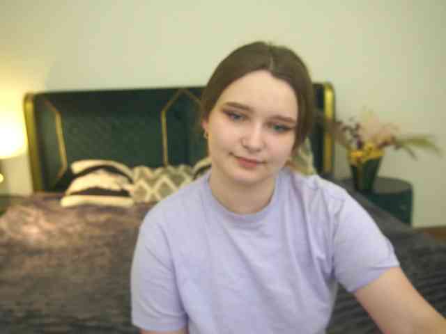 MagikPeachh webcam