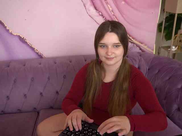 MagikPeachh webcam
