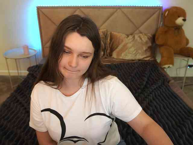 MagikPeachh webcam