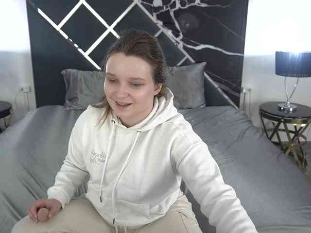 MagikPeachh webcam