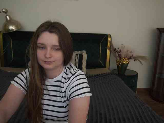 MagikPeachh webcam