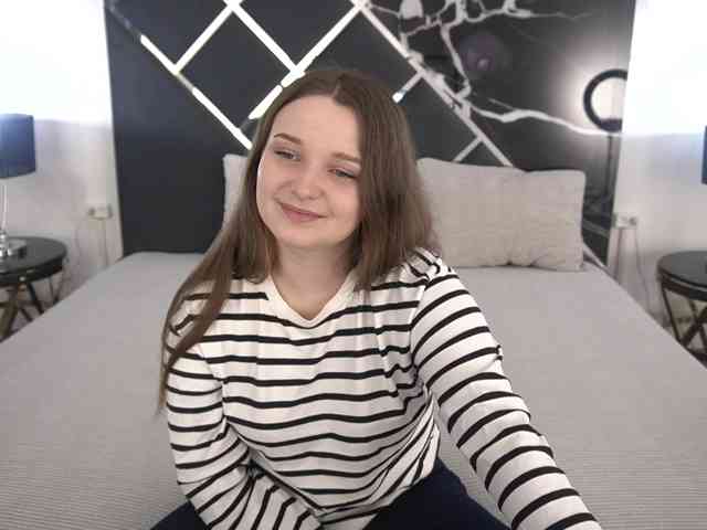 MagikPeachh webcam