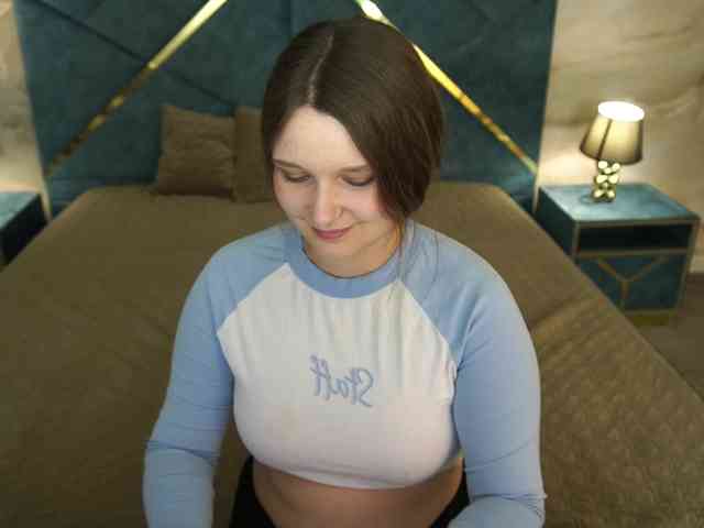 MagikPeachh webcam