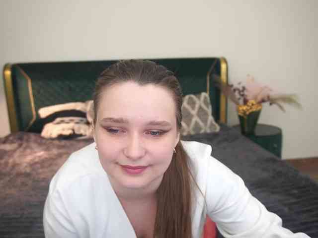 MagikPeachh webcam