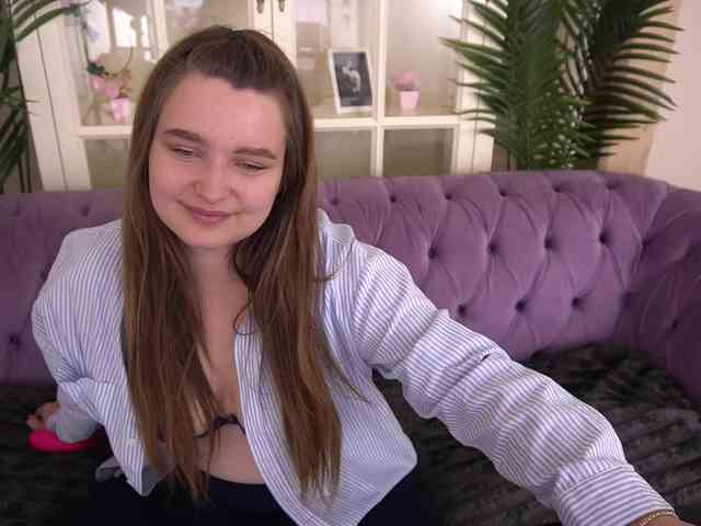 MagikPeachh webcam