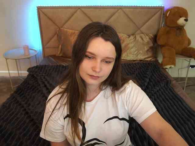 MagikPeachh webcam