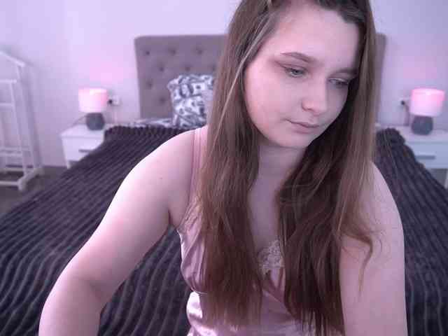 MagikPeachh webcam
