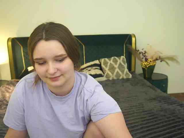 MagikPeachh webcam
