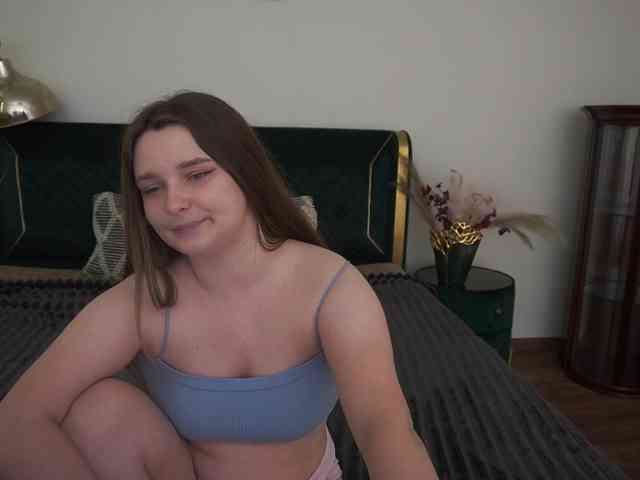 MagikPeachh webcam
