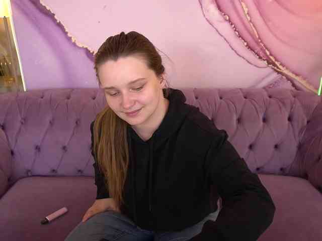 MagikPeachh webcam