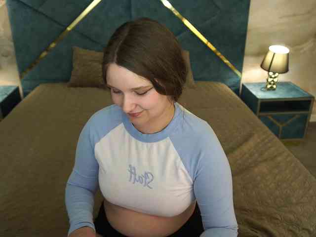 MagikPeachh webcam