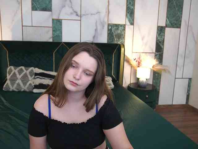 MagikPeachh webcam