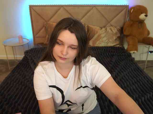 MagikPeachh webcam