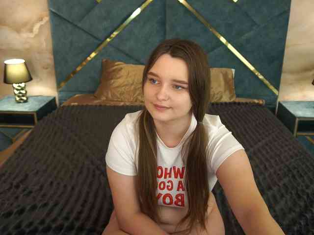 MagikPeachh webcam