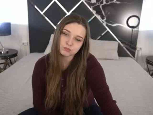 MagikPeachh webcam