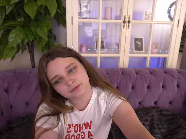 MagikPeachh webcam