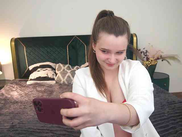 MagikPeachh webcam