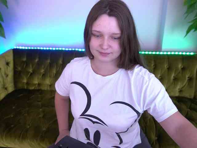 MagikPeachh webcam