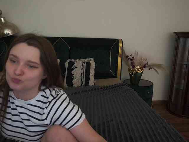 MagikPeachh webcam