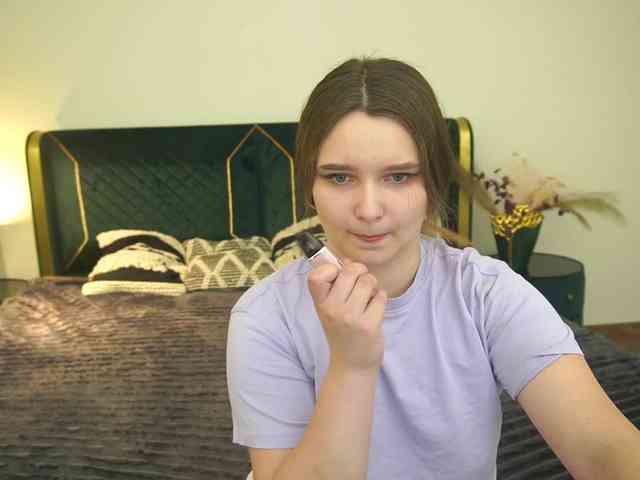 MagikPeachh webcam