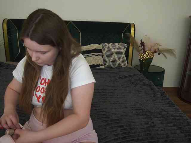 MagikPeachh webcam