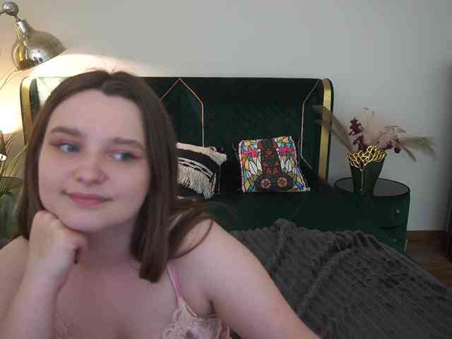 MagikPeachh webcam