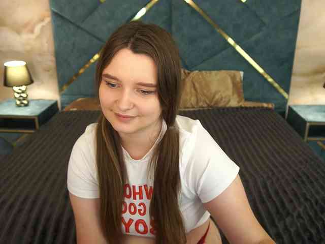 MagikPeachh webcam