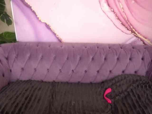 MagikPeachh webcam