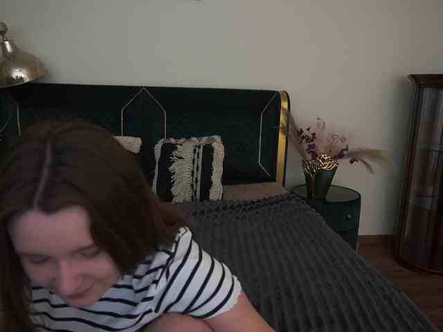 MagikPeachh webcam