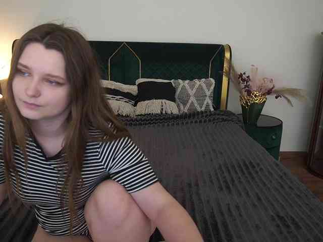 MagikPeachh webcam