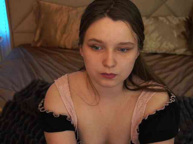 MagikPeachh webcam
