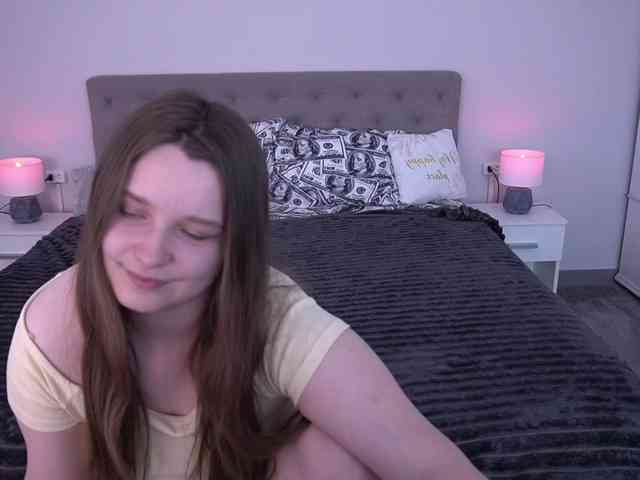 MagikPeachh webcam