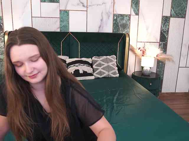 MagikPeachh webcam