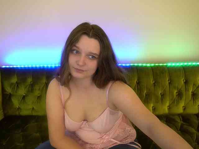 MagikPeachh webcam